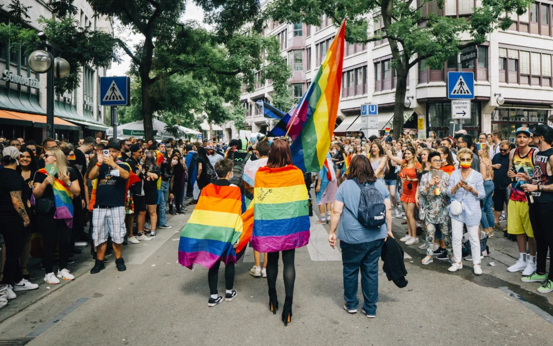 Fertility Network UK to run 6-week course on LGBTQ+ Pathways to Parenthood